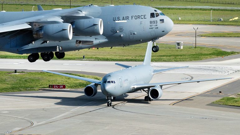 Boeing gets defence orders & Max-Fix